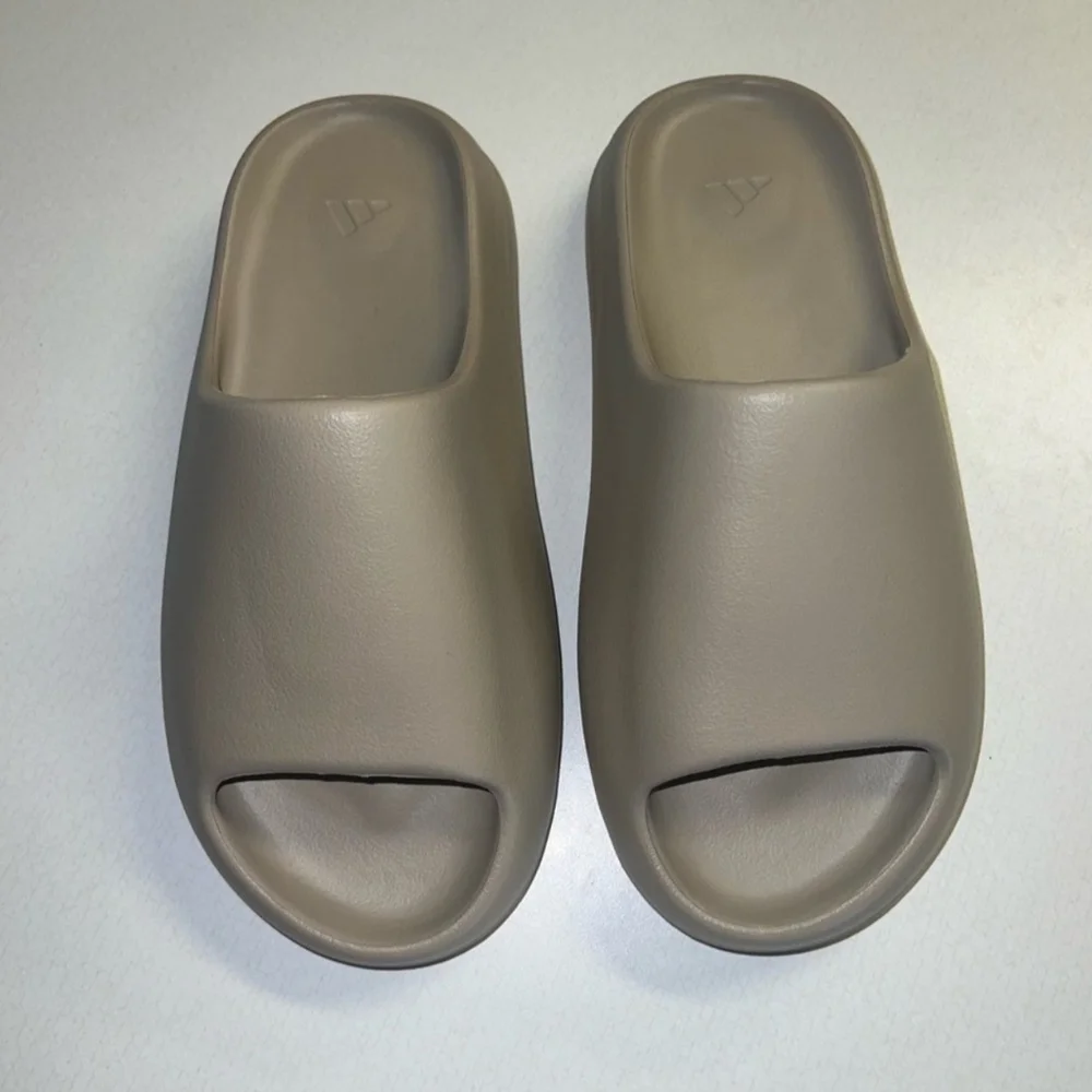 Adidas Yeezy Slide Pure | Size 9 | Brand New (No Box) - Picture 3 of 6